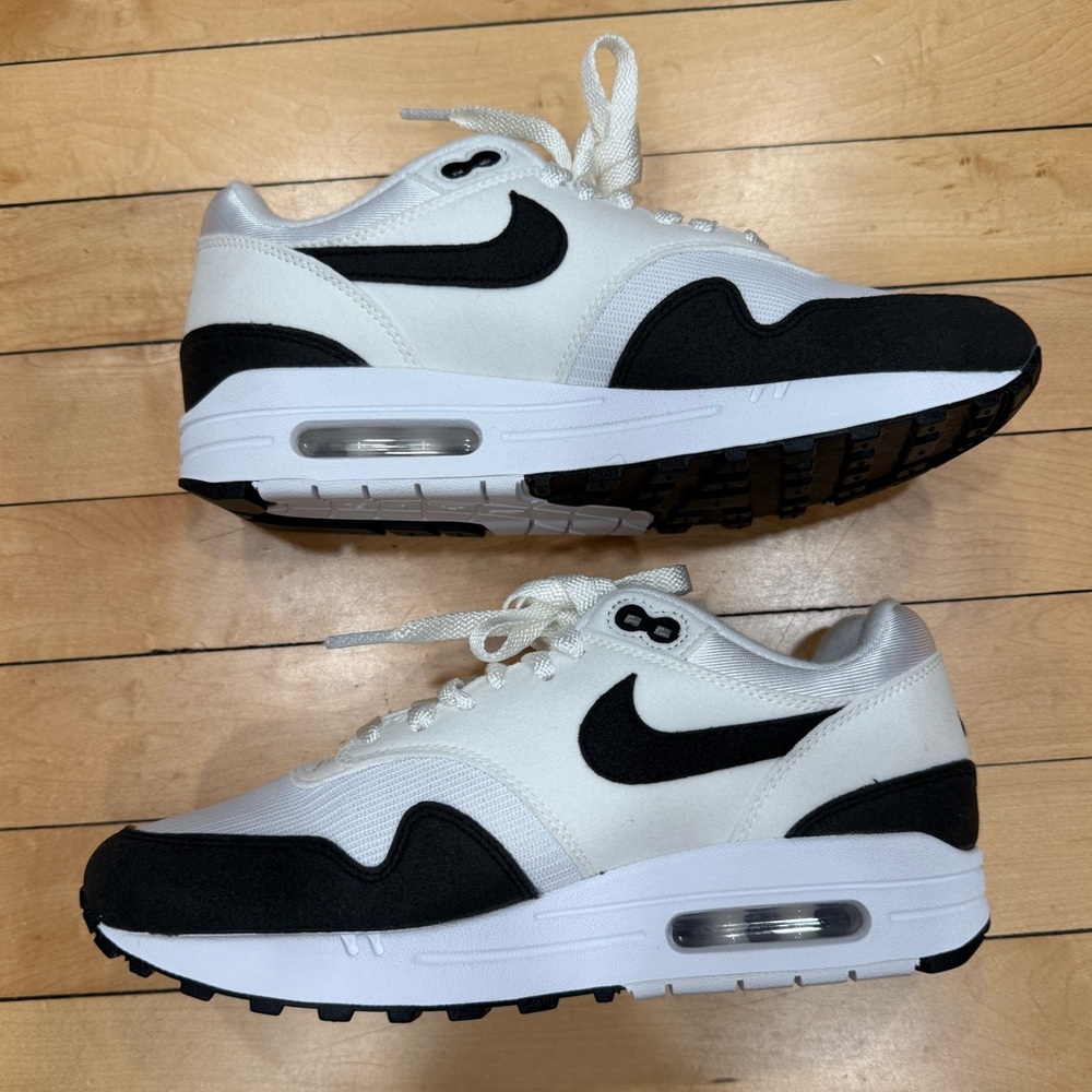 Nike Air Max 1 Size 8W